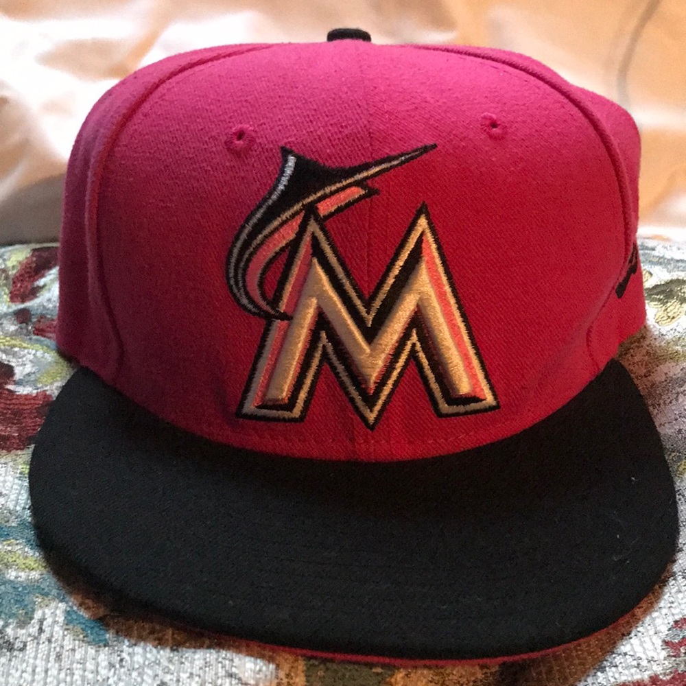 Baseball cap